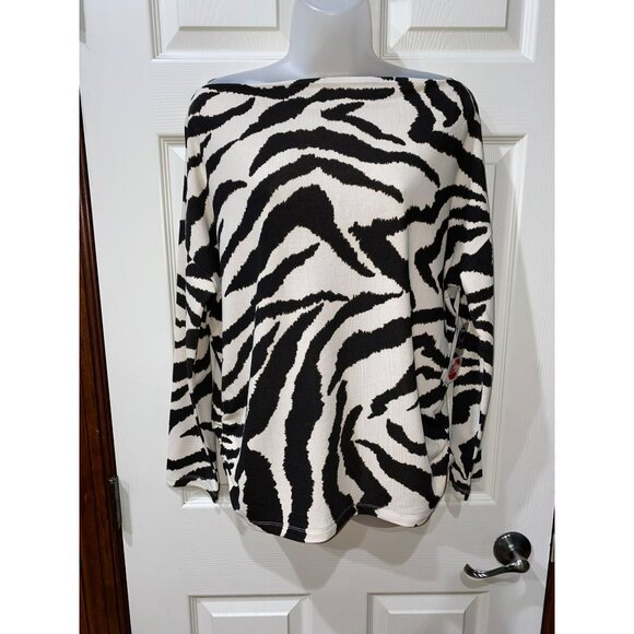 NWT Clara SunWoo COZY KNIT - BOAT NECK SIDE RUCHED SWEATER TOP - ZEBRA Size Medi - Picture 2 of 9